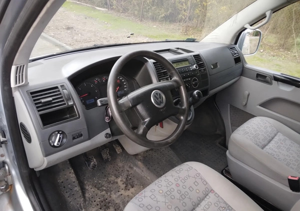 Volkswagen Caravelle cena 36900 przebieg: 296000, rok produkcji 2004 z Działoszyn małe 254